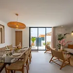 Βίλα Luxury - Sunset Rooftop - Heated Pool - Outdoor Kitchen - Airconditioned *