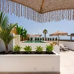 Βίλα Luxury - Sunset Rooftop - Heated Pool - Outdoor Kitchen - Airconditioned